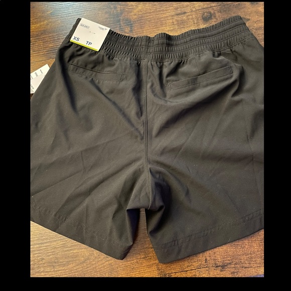 Old Navy Active Shorts - Picture 2 of 3